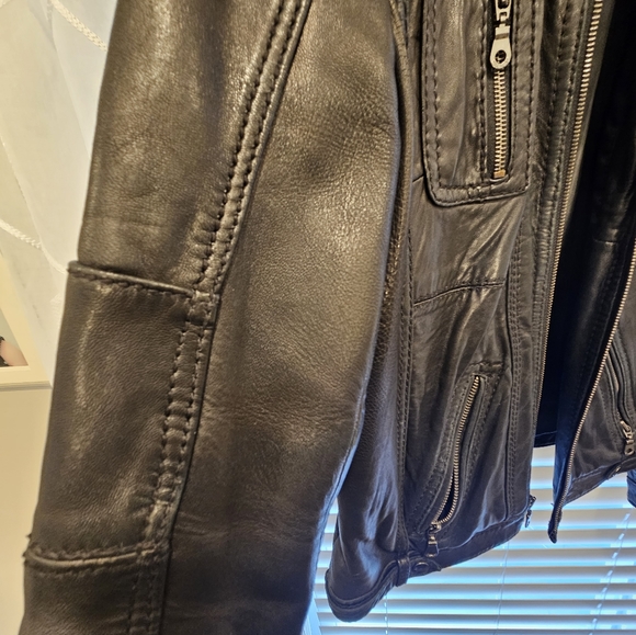 DKNY Moto Genuine Leather Jacket (M) Black - Picture 9 of 13
